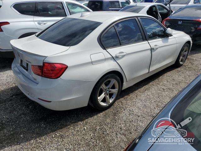 WBA3A5C53CF349070 2012 BMW 3 SERIES photo no. 3