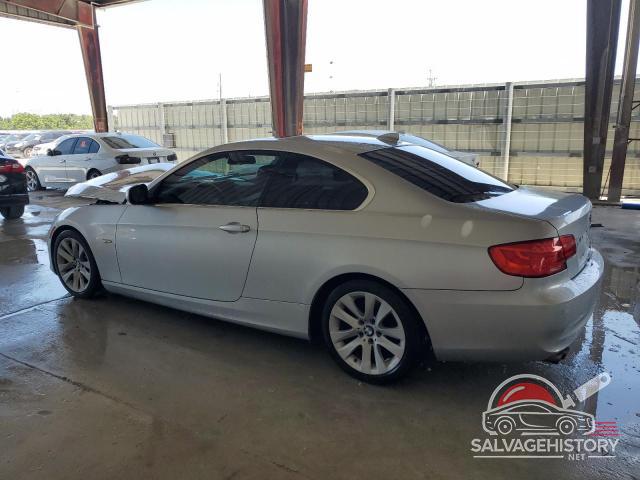 WBAKE3C50CE769315 2012 BMW 3 SERIES photo no. 2