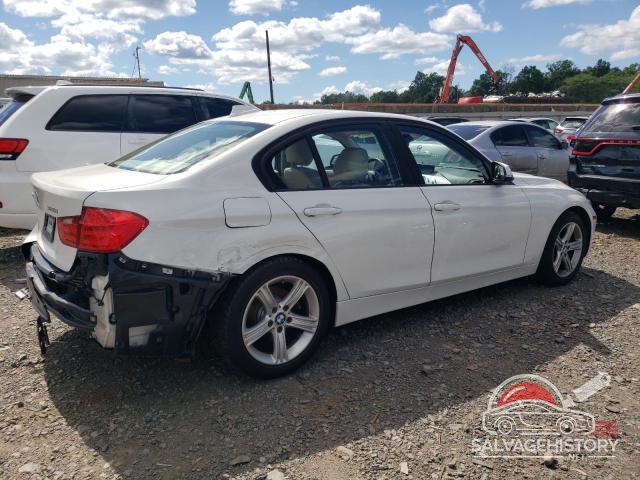 WBA3B5C58DF593666 2013 BMW 3 SERIES photo no. 3