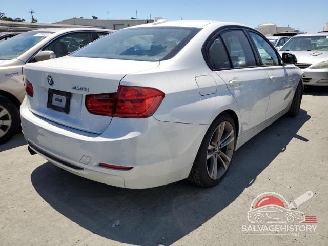 WBA3C1C55DF437865 2013 BMW 3 SERIES photo no. 3