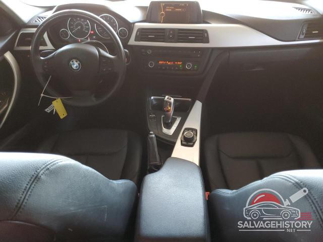 WBA3C1C57DF435969 2013 BMW 3 SERIES photo no. 8