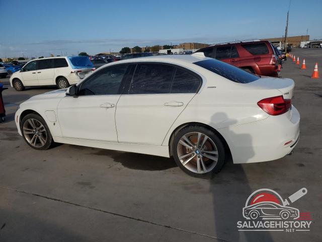 WBA8E1C5XHK480210 2017 BMW 3 SERIES photo no. 2