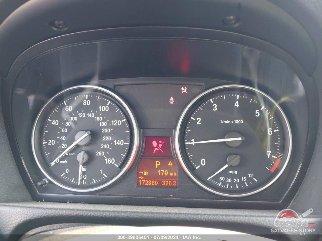 WBAPH5G51ANM36203 2010 BMW 328 photo no. 7