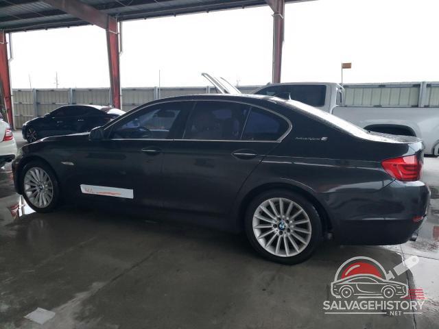 WBAFZ9C5XDD090751 2013 BMW 5 SERIES photo no. 2