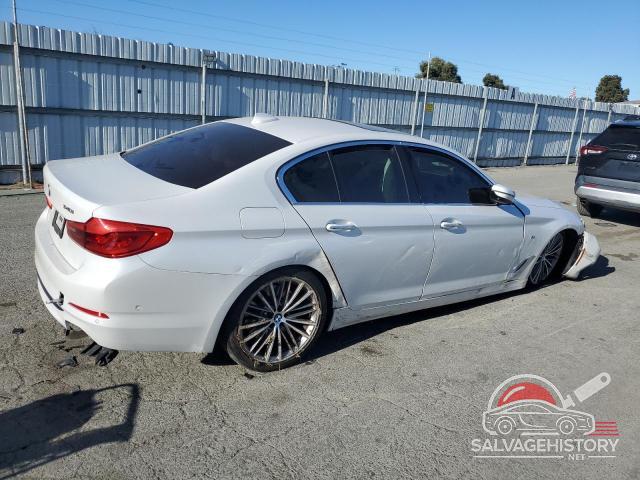 WBAJE5C50JG918721 2018 BMW 5 SERIES photo no. 3