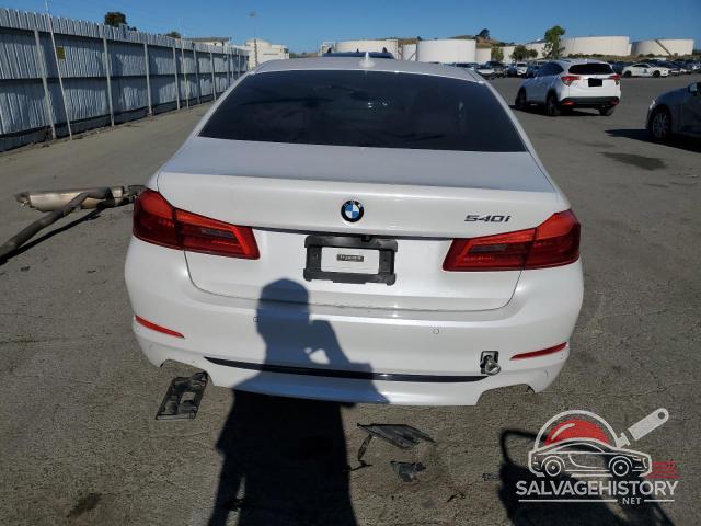WBAJE5C50JG918721 2018 BMW 5 SERIES photo no. 6