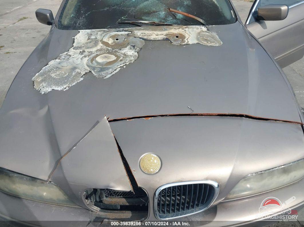 WBADT43473G028174 2003 BMW 525IA photo no. 10