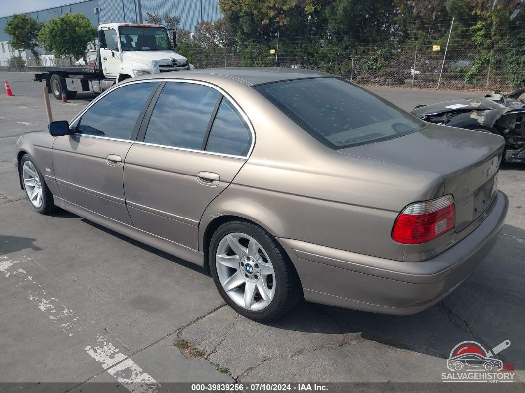 WBADT43473G028174 2003 BMW 525IA photo no. 3