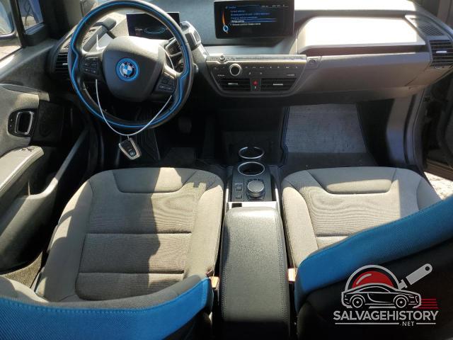 WBY1Z8C3XHV890776 2017 BMW I SERIES photo no. 8