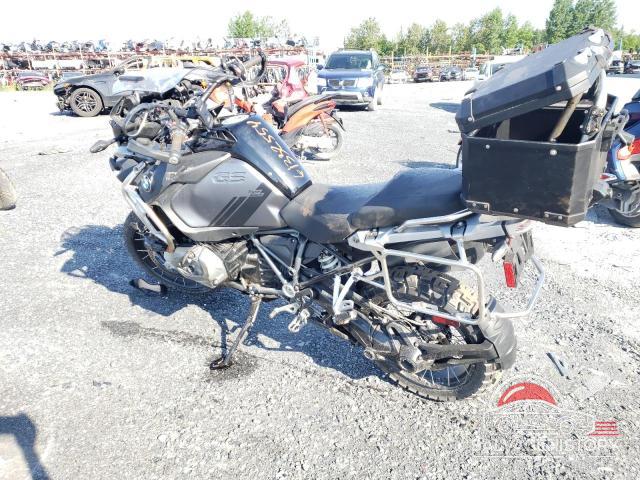 WB10M1309N6F26900 2022 BMW R-SERIES photo no. 3