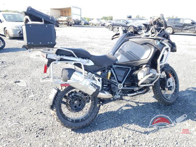WB10M1309N6F26900 2022 BMW R-SERIES photo no. 4