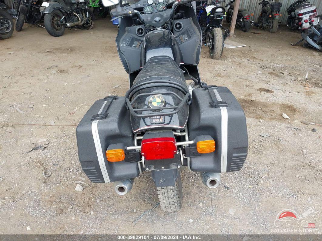 WB1044906C6242112 1982 BMW R100 photo no. 6