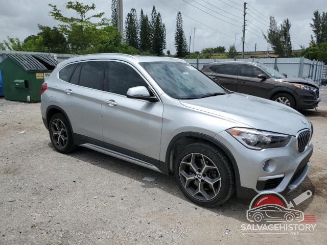 WBXHU7C33J3F04683 2018 BMW X1 photo no. 4