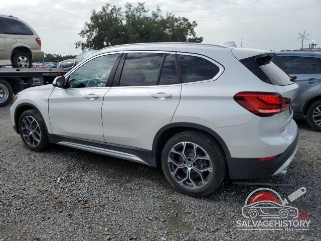 WBXJG7C01L5R26941 2020 BMW X1 photo no. 2