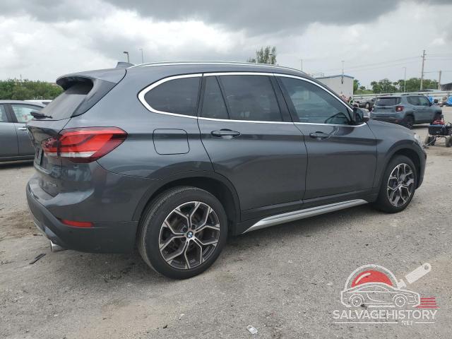 WBXJG7C02M5T17729 2021 BMW X1 photo no. 3