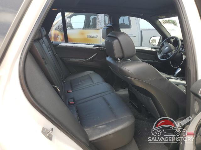 5UXFE4C52AL382251 2010 BMW X5 photo no. 11