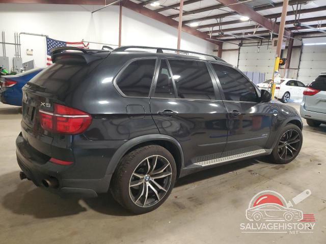 5UXZV4C58BL415302 2011 BMW X5 photo no. 3