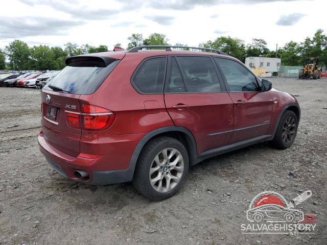 5UXZV4C58BL741570 2011 BMW X5 photo no. 3