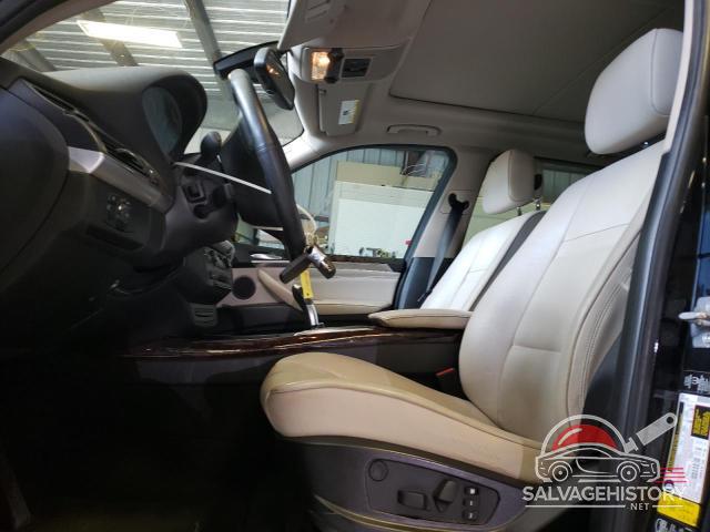5UXZW0C58CL665713 2012 BMW X5 photo no. 7