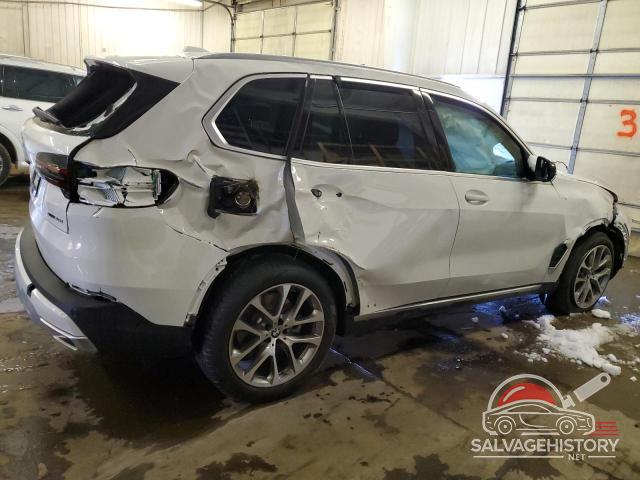 5UX23EU09R9V32085 2024 BMW X5 photo no. 3