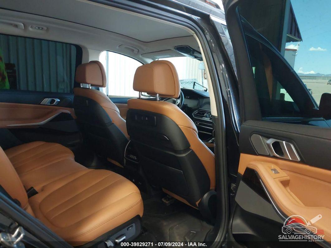 5UXCX4C57KLS36281 2019 BMW X7 photo no. 8