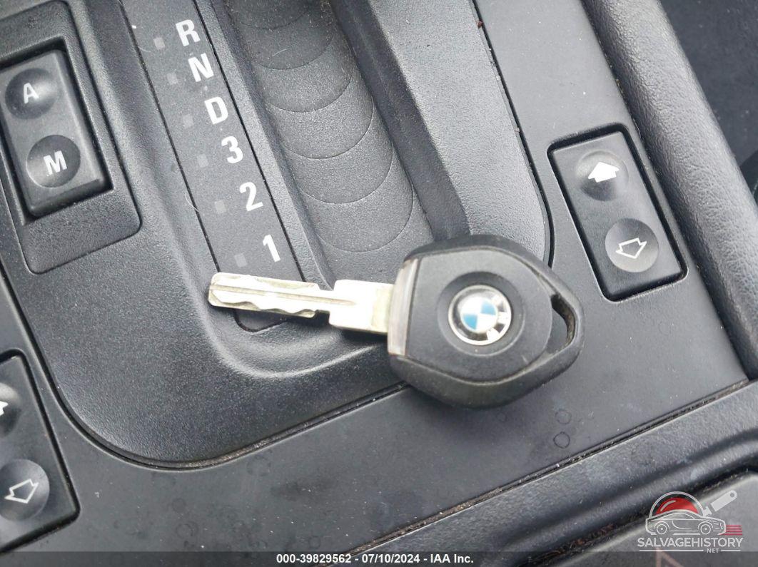 4USCH7321TLB74610 1996 BMW Z3 photo no. 11