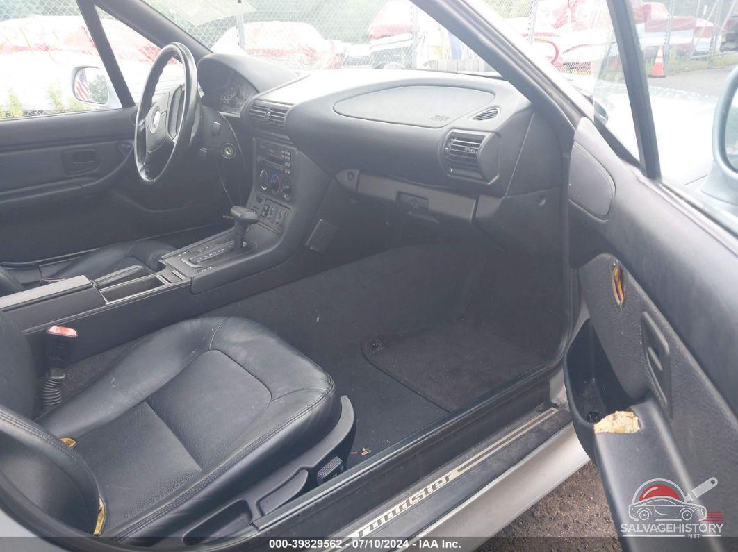 4USCH7321TLB74610 1996 BMW Z3 photo no. 5
