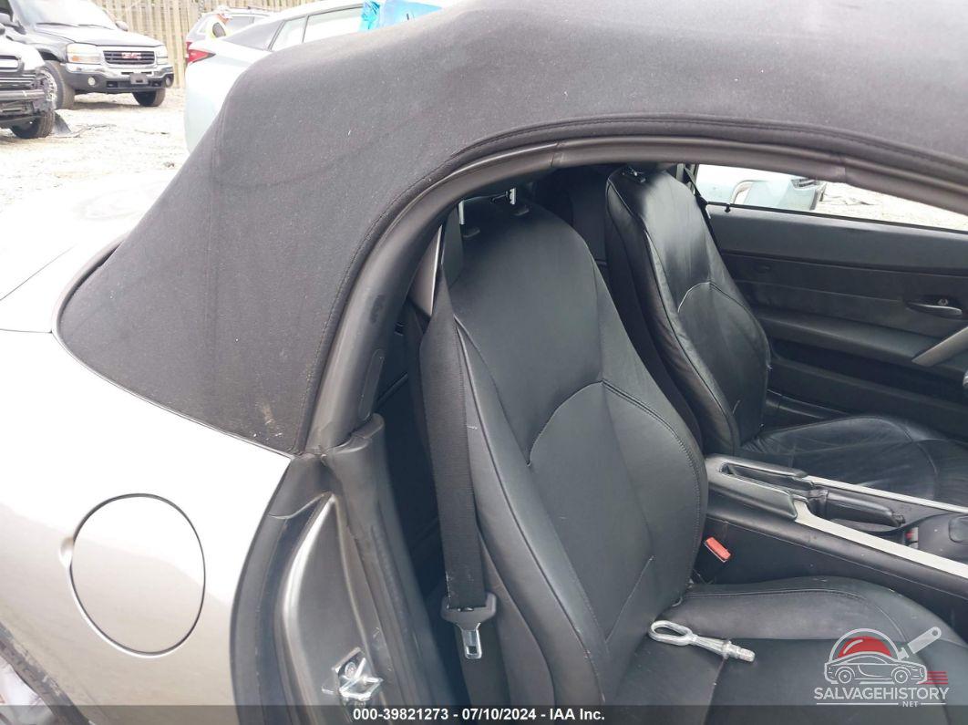 4USBT335X5LS57336 2005 BMW Z4 photo no. 8