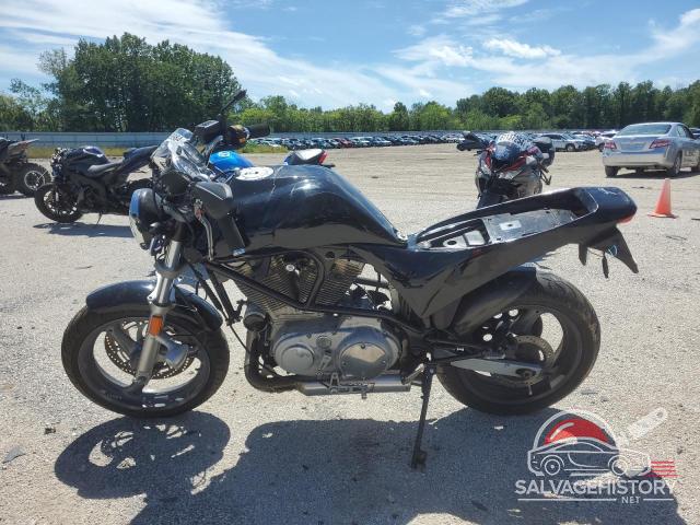 4MZKS11H1V3300015 1997 BUELL MOTORCYCLE photo no. 3
