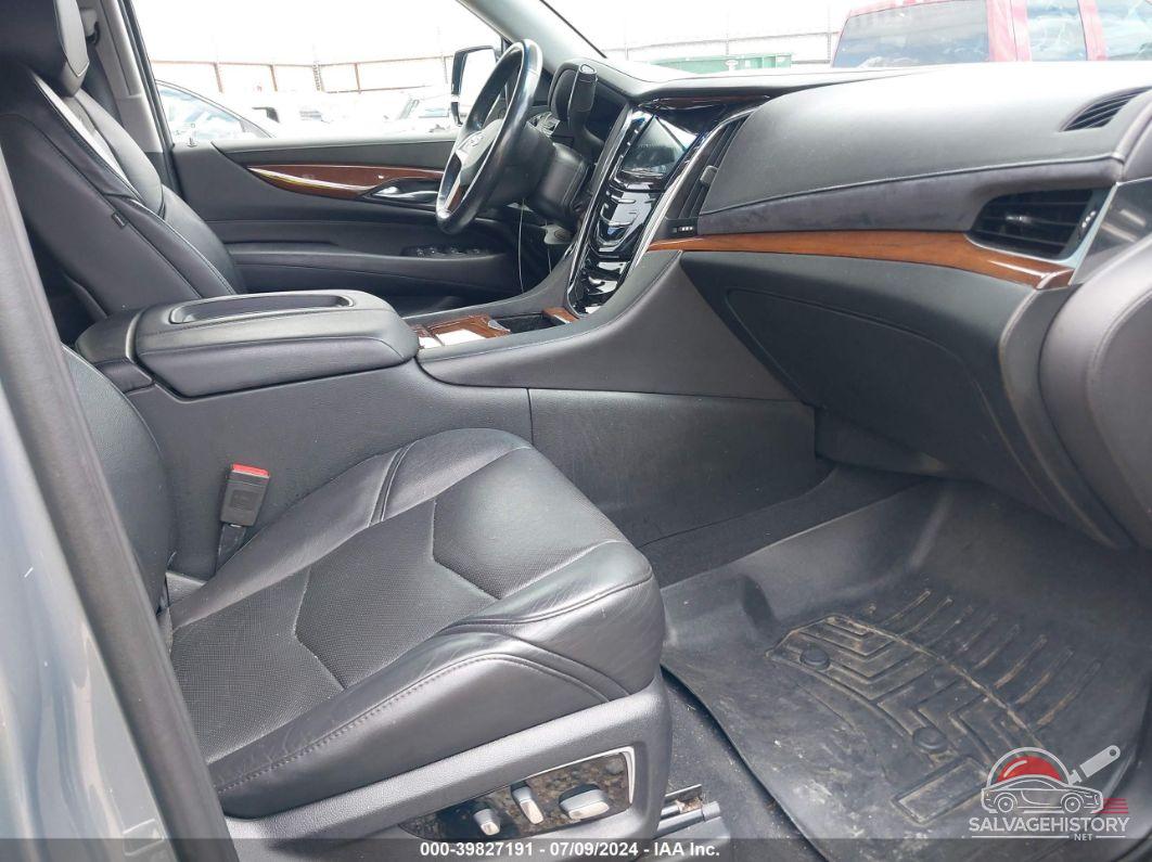 1GYS4JKJ9JR366748 2018 CADILLAC ESCALADE ESV photo no. 5