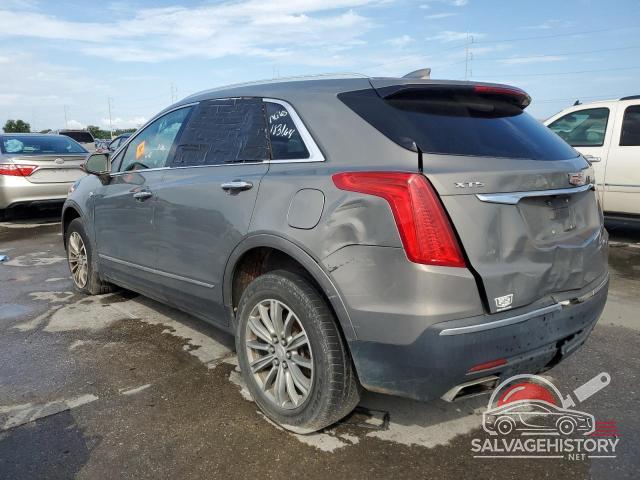 1GYKNBRS7HZ261671 2017 CADILLAC XT5 photo no. 2