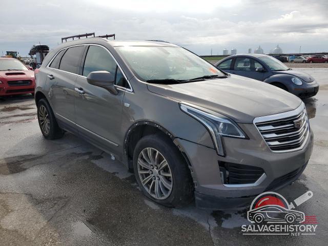 1GYKNBRS7HZ261671 2017 CADILLAC XT5 photo no. 4