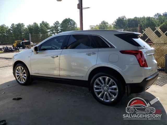 1GYKNFRS5HZ123473 2017 CADILLAC XT5 photo no. 2