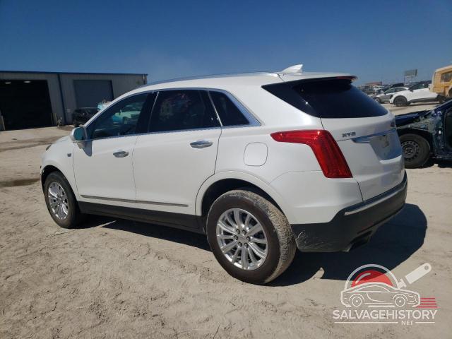 1GYKNARS2KZ268769 2019 CADILLAC XT5 photo no. 2