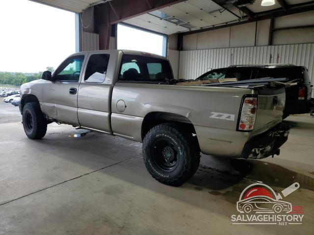 1GCEK19T8YE181334 2000 CHEVROLET ALL Models photo no. 2