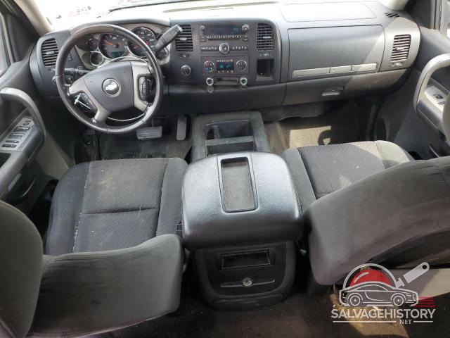 1GCJK33628F147252 2008 CHEVROLET ALL Models photo no. 8