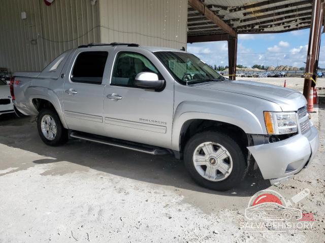 3GNTKFE74DG265853 2013 CHEVROLET AVALANCHE photo no. 4