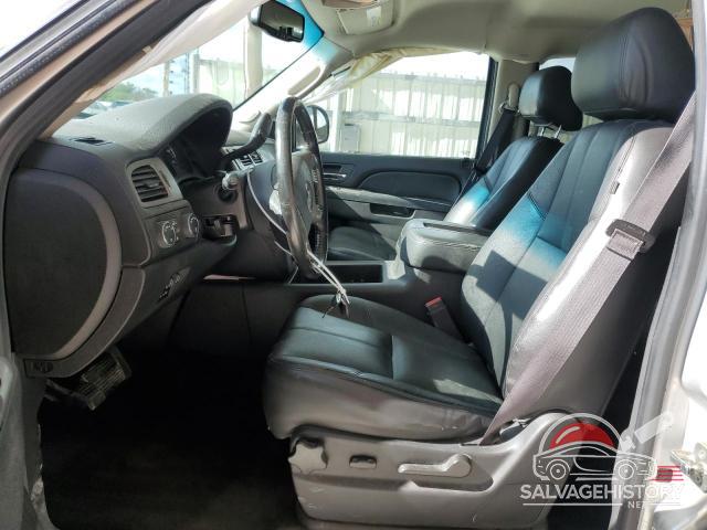 3GNTKFE74DG265853 2013 CHEVROLET AVALANCHE photo no. 7