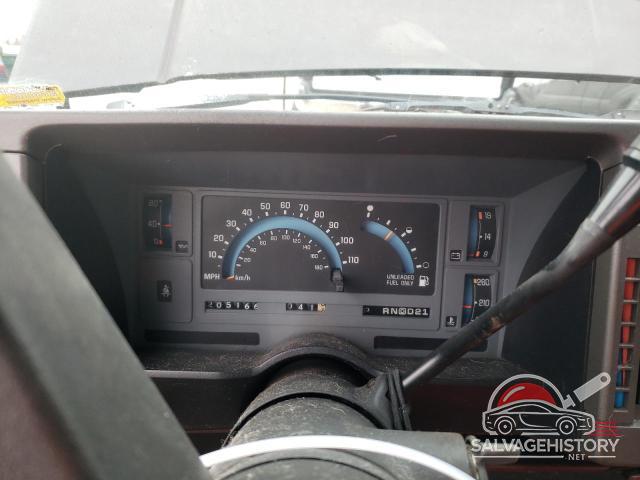 1GNCT18W6N0139020 1992 CHEVROLET BLAZER photo no. 9
