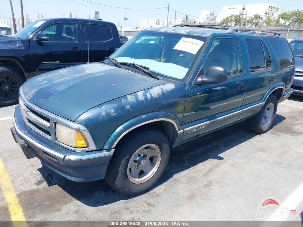 1GNCS13W9V2133422 1997 CHEVROLET BLAZER photo no. 2
