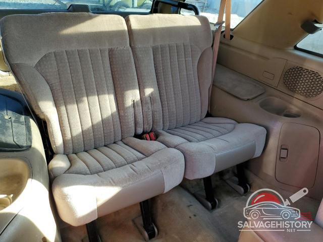 1GNCS18W7YK244399 2000 CHEVROLET BLAZER photo no. 10