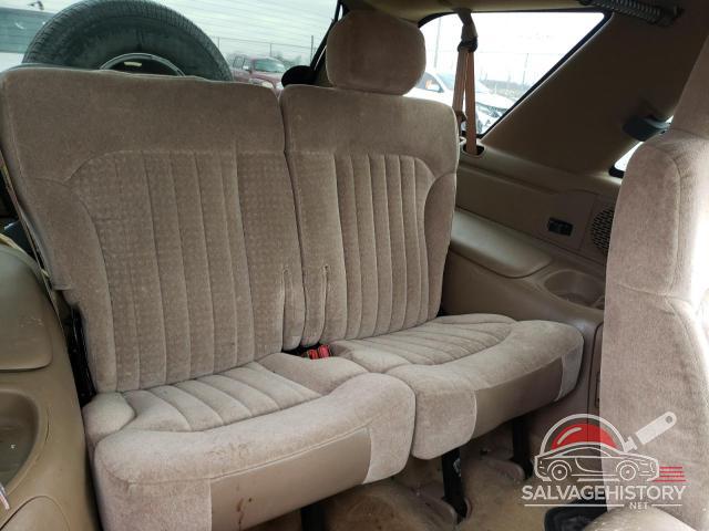 1GNCT18W42K122944 2002 CHEVROLET BLAZER photo no. 11