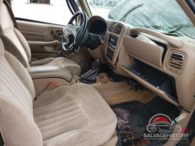 1GNCT18W42K122944 2002 CHEVROLET BLAZER photo no. 7
