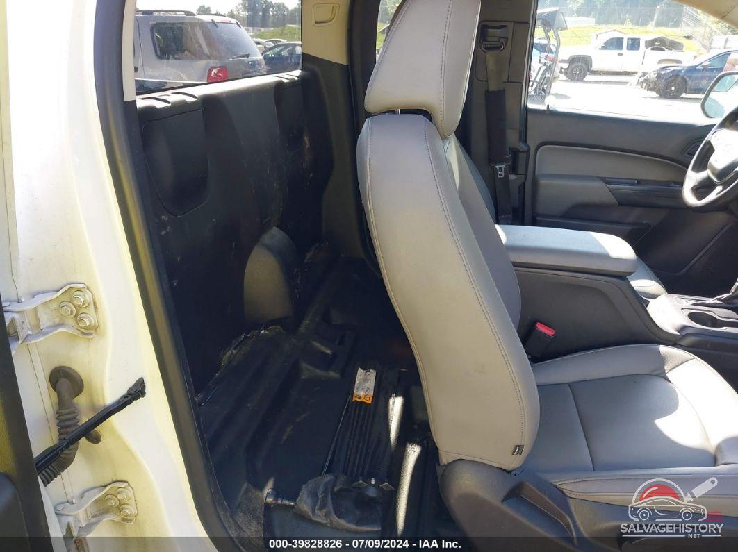 1GCHSBEAXH1321947 2017 CHEVROLET COLORADO photo no. 8