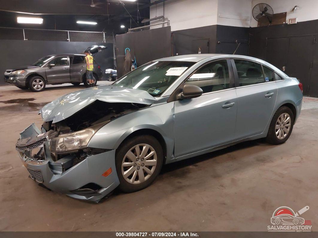 1G1PC5SH9B7211190 2011 CHEVROLET CRUZE photo no. 2