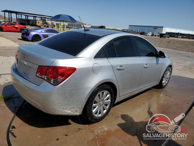 1G1PC5SHXB7133261 2011 CHEVROLET CRUZE photo no. 3