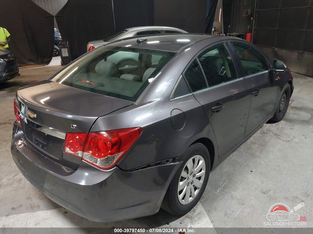 1G1PF5S9XB7250676 2011 CHEVROLET CRUZE photo no. 4