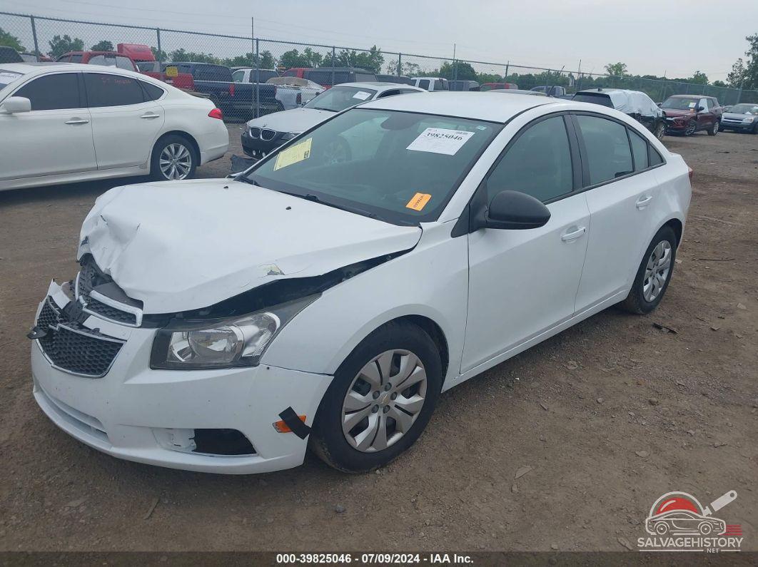 1G1PA5SG0D7146830 2013 CHEVROLET CRUZE photo no. 2