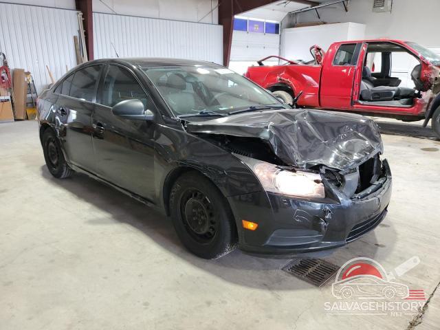 1G1PA5SG8E7475776 2014 CHEVROLET CRUZE photo no. 4