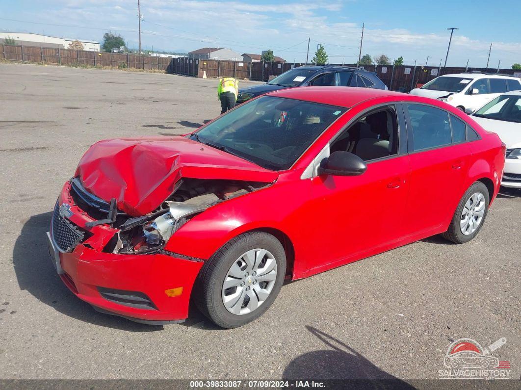 1G1PA5SH0E7189929 2014 CHEVROLET CRUZE photo no. 2